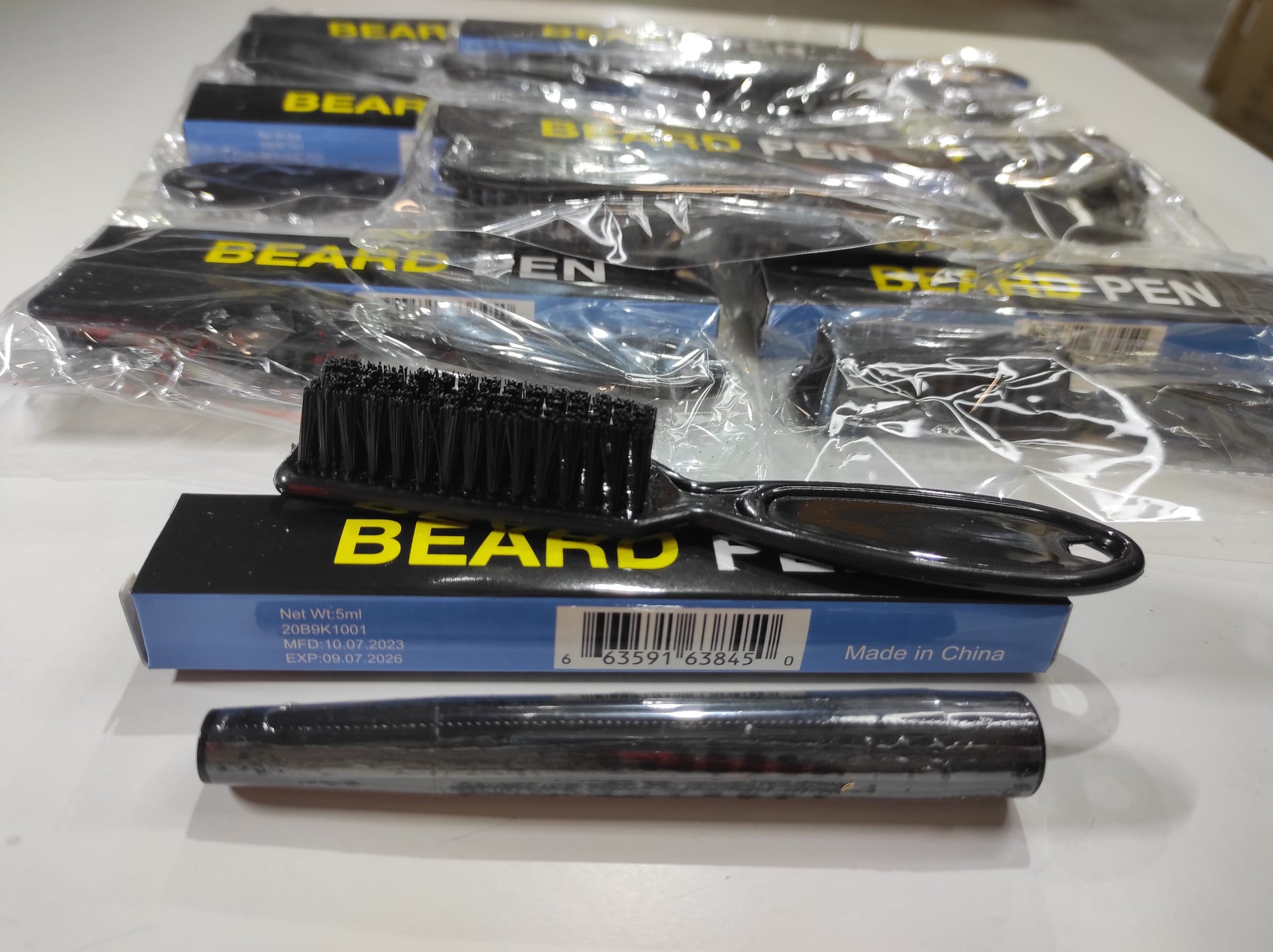 Lápiz corrector de cejas / barba - additional image 8